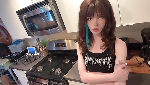 Sadr cupcak gets her pussy and fucked
