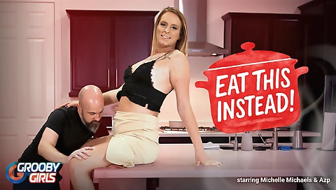 Sexy slut loves a little bowels is ready rent